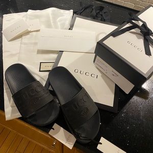 Black Gucci Slide sandals